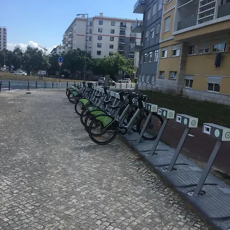 Near The Airport Лісабон