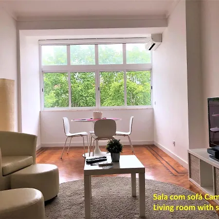 Near The Airport Διαμέρισμα